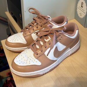 Women’s Nike Dunk Lows size 7.5